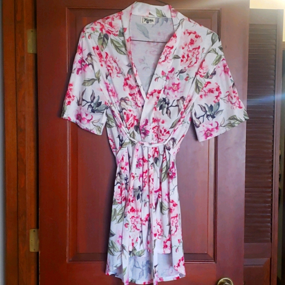 Lightweight Floral Robe
